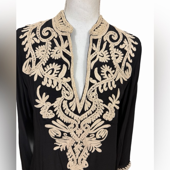Boston proper women's embroidered neck tunic top size Small long sleeve black - Picture 3 of 8